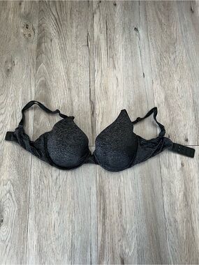 Victoria's Secret Black Padded T-Shirt Bra